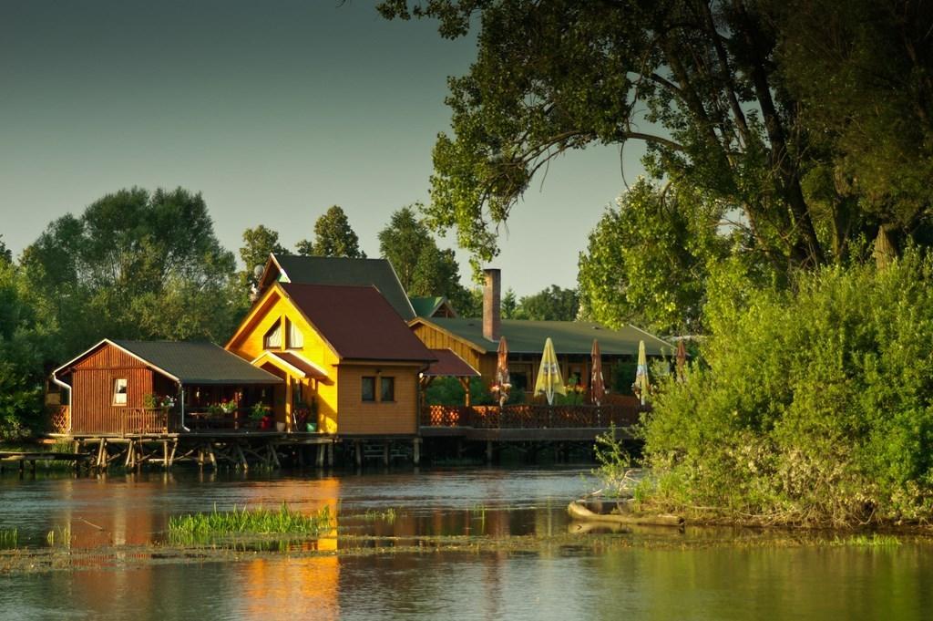 Hotel Alba Regia Pansion Egri Jahodná Esterno foto